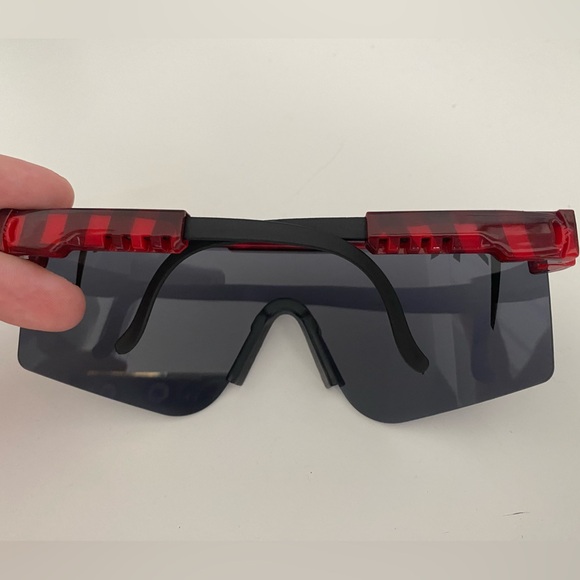 Pit Viper Polarized Sunglasses - Picture 4 of 5